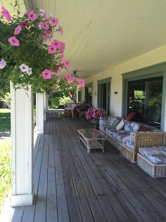 Mount Shasta Ranch Bed And Breakfast ภายนอก รูปภาพ