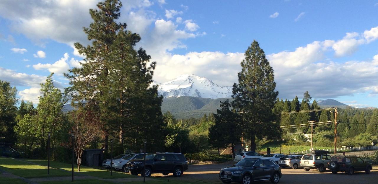Mount Shasta Ranch Bed And Breakfast ภายนอก รูปภาพ