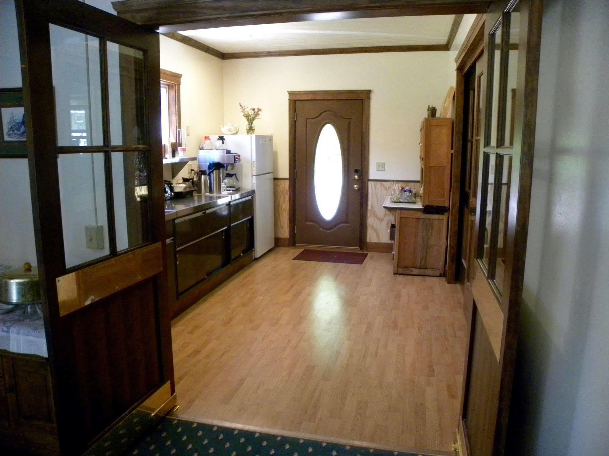 Mount Shasta Ranch Bed And Breakfast ภายนอก รูปภาพ