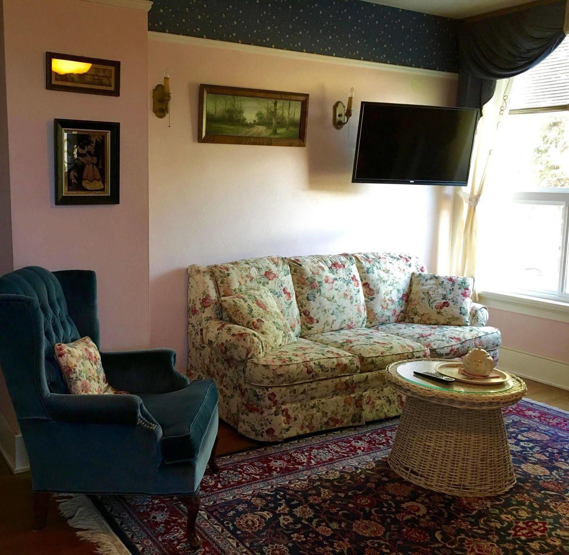 Mount Shasta Ranch Bed And Breakfast ภายนอก รูปภาพ
